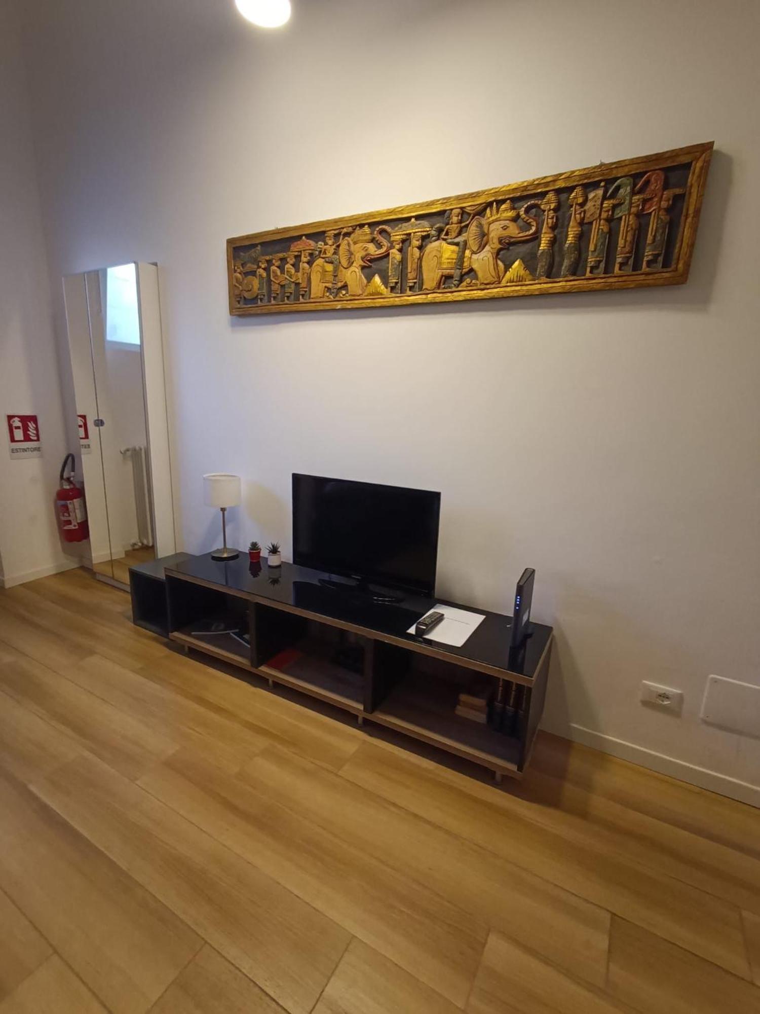 Guest House Sansiro Fiera ミラノ エクステリア 写真